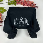 Embroidered Crewneck Sweatshirt: Perfect Gift for Mom and Dad