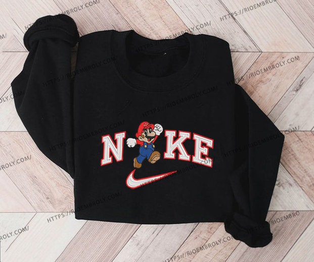 super-mario-embroidered-vintage-sweater_1682275421.jpg